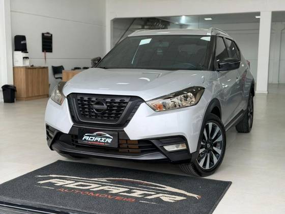 NISSAN KICKS 1.6 16V FLEXSTART SV 4P XTRONIC NISSAN KICKS 1.6 16V FLEXSTART SV 4P XTRONIC